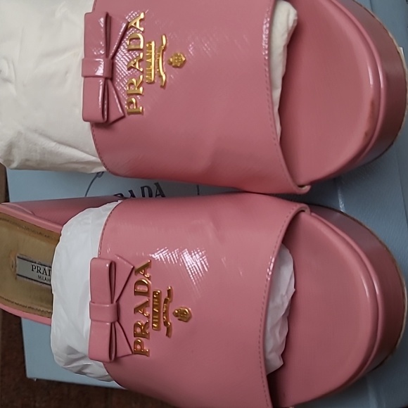 Authentic prada shoes/ slightly worn - Picture 6 of 10